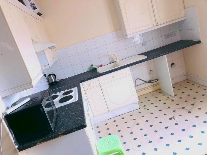 1 Bedroom Flat To Rent In High Street North Eastham, London, E6