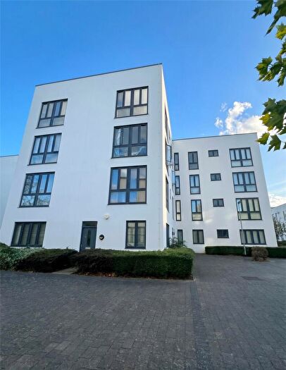 1 Bedroom Apartment For Sale In Penn Way, Welwyn Garden City, Hertfordshire, AL7