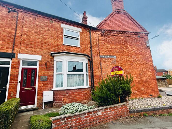 3 Bedroom Terraced House For Sale In Holyoake Terrace, Long Buckby, NN6
