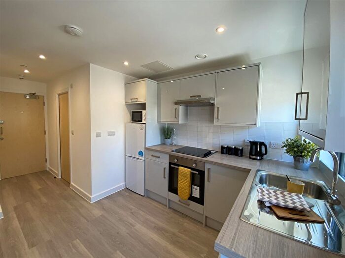 Studio To Rent In St. Peters Street, Canterbury, CT1