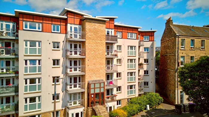 3 Bedroom Flat For Sale In , Flat, Brunswick Road, Edinburgh, EH7