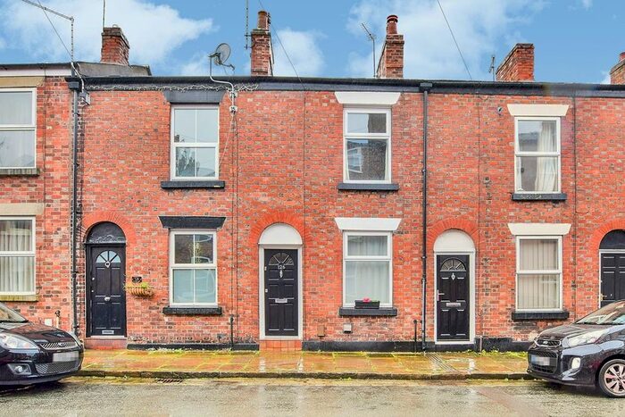 2 Bedroom Terraced House To Rent In Newton Street, Macclesfield, Cheshire SK11
