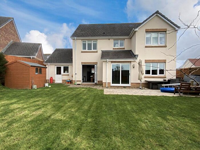 4 Bedroom Detached House For Sale In Myrtle Meadows, Steynton, Milford Haven, Pembrokeshire, SA73