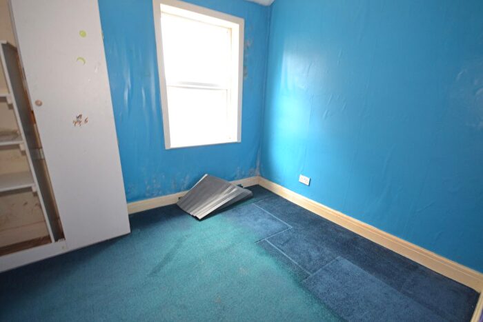 3 Bedroom Terraced House For Sale In Buckingham Street, Hull, HU8