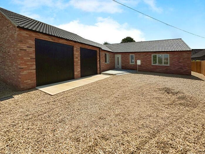 3 Bedroom Detached Bungalow For Sale In Plash Drove, Wisbech St Mary, Wisbech, Cambridgeshire, PE13