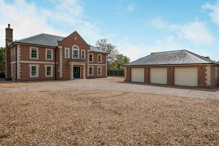 6 Bedroom Property To Rent In Norwich Common, Wymondham, NR18