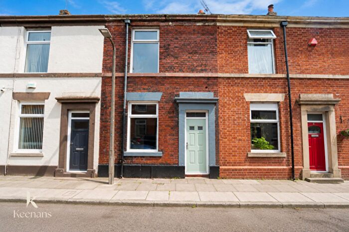 2 Bedroom Terraced House For Sale In Parliament Place, Bury, BL9
