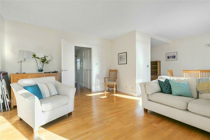1 Bedroom Apartment To Rent In Three Colt Street, London, E14