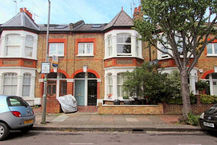 2 Bedroom Flat To Rent In Blackett Street, Putney, London, SW15