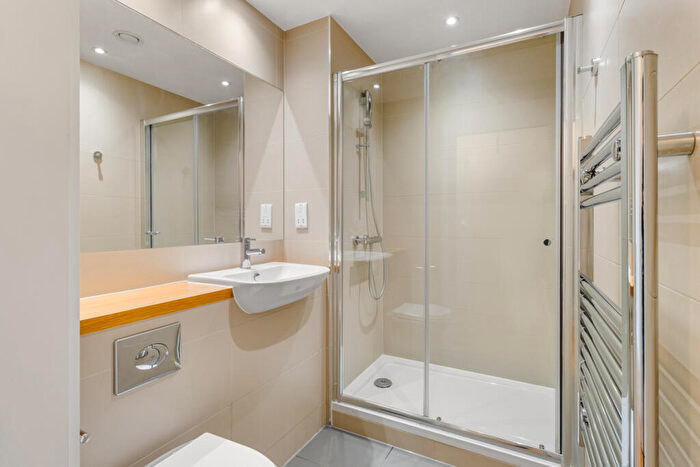 2 Bedroom Flat To Rent In Fizzy Lewisham, Brick Kiln Two, Lewisham, SE13