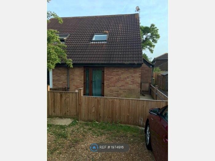 1 Bedroom Terraced House To Rent In Oakridge, Furzton, Milton Keynes, MK4