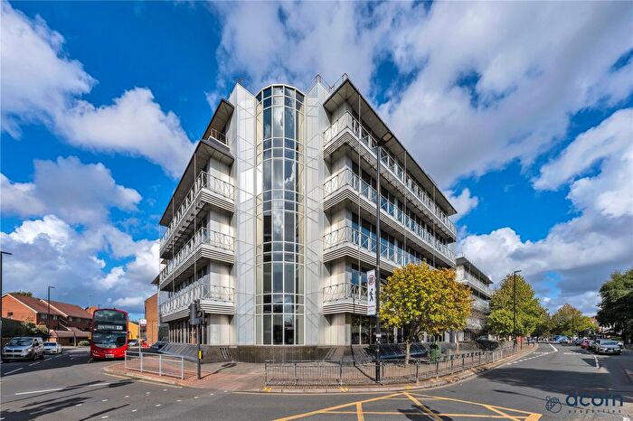 Studio To Rent In Trinity Square, - Staines Road, Hounslow, TW3