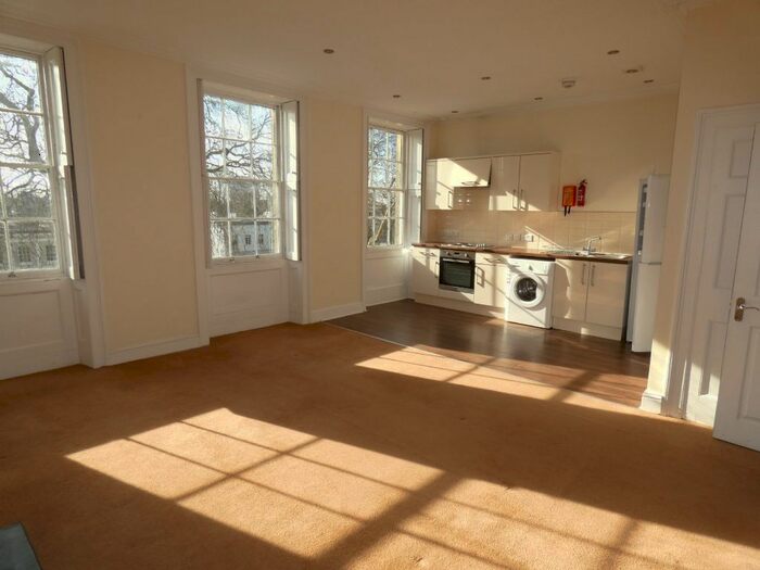 1 Bedroom Flat To Rent In London Road, Charlton Kings, Cheltenham GL52