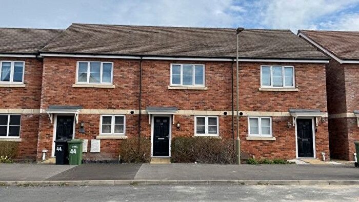 2 Bedroom Terraced House For Sale In Kingside, Grove, OX12