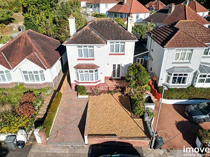 3 Bedroom Detached House For Sale In Shorton Valley Road, Preston, TQ3