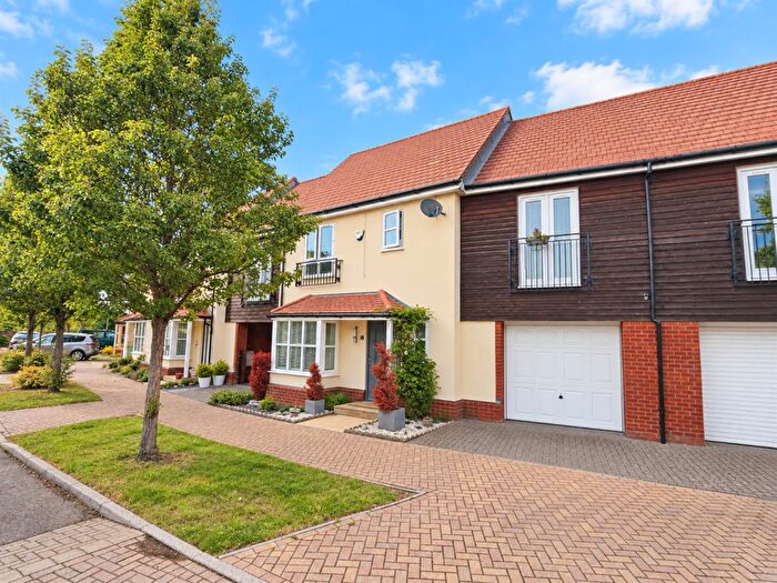 3 Bedroom House For Sale In Tyhurst, Middleton, Milton Keynes, MK10