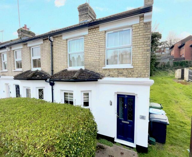 1 Bedroom Maisonette To Rent In Refurbished Maisonette In Boxmoor, , Unfurnished, Available From //, HP1