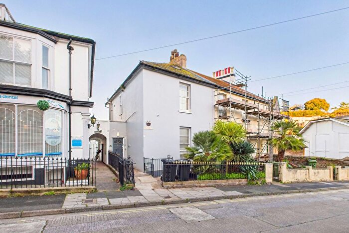 1 Bedroom Flat To Rent In Park Hill Road, Torquay, TQ1