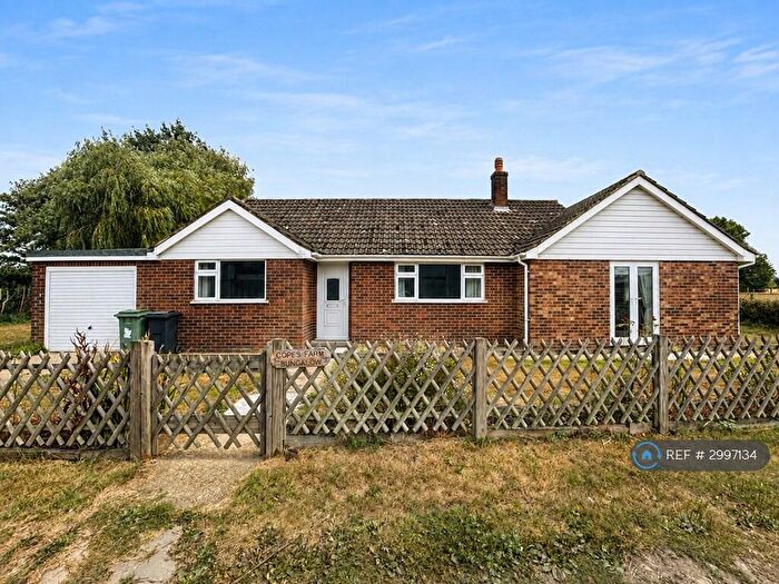 3 Bedroom Bungalow To Rent In The St, Sittingbourne, ME9