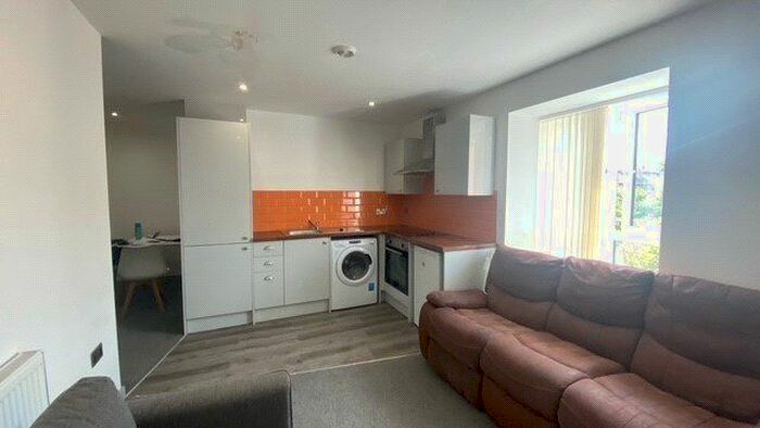 1 Bedroom Flat To Rent In Springfield Street, Barnsley, South Yorkshire, S70