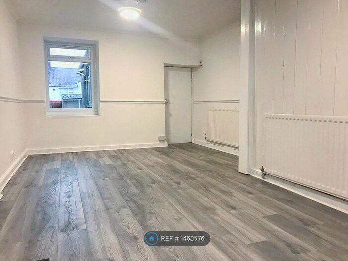 2 Bedroom Terraced House To Rent In Caernarfon Road, Bangor, LL57