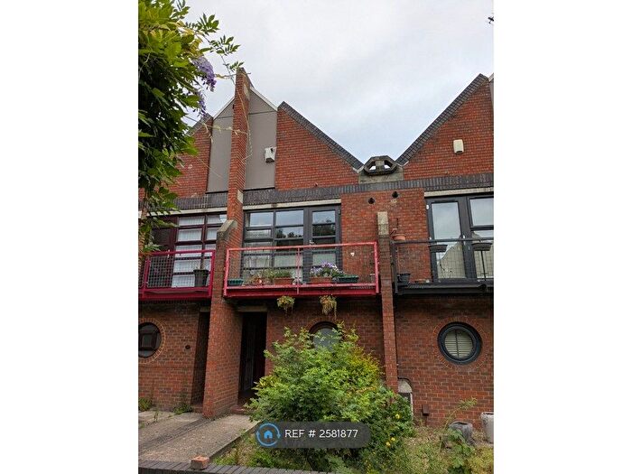 2 Bedroom Terraced House To Rent In Elephant Lane, London, SE16