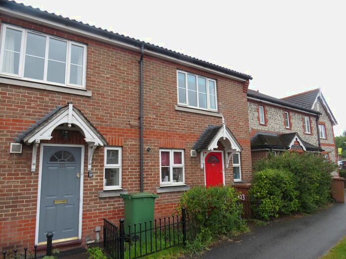 2 Bedroom Property To Rent In Junction Road, Andover, SP10
