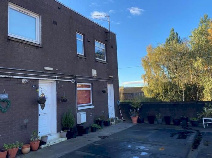 2 Bedroom Maisonette To Rent In Broomlands Street, Paisley, PA1