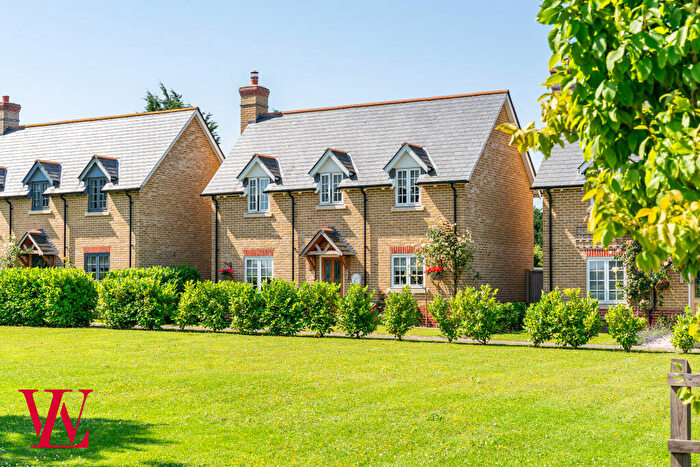 3 Bedroom Detached House For Sale In Stonehall Grove, Matching Green, Harlow, Essex, CM17