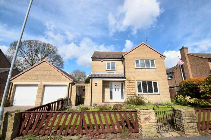 4 Bedroom Detached House To Rent In St. Helens Way, Adel, Leeds, LS16