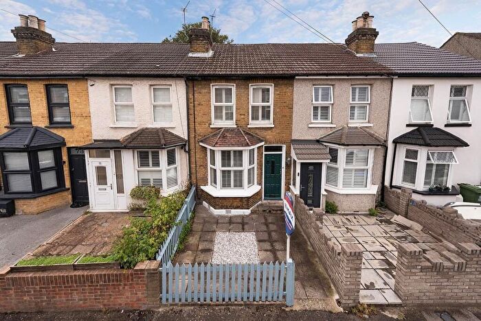 3 Bedroom Terraced House For Sale In West Street, Bexleyheath, DA7