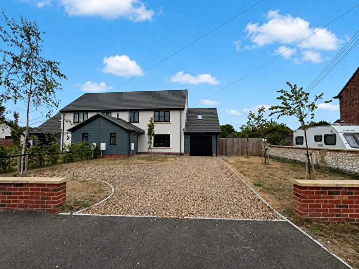 3 Bedroom Semi-Detached House For Sale In Church Lane, Barton Mills, IP28