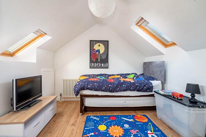 3 Bedroom Terraced House For Sale In Westminster Road, York, YO30