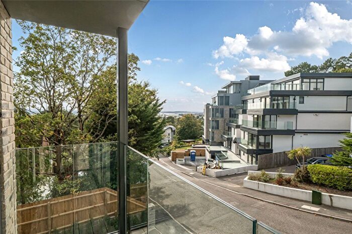 2 Bedroom Flat For Sale In Highmoor Road, Poole, Dorset, BH14
