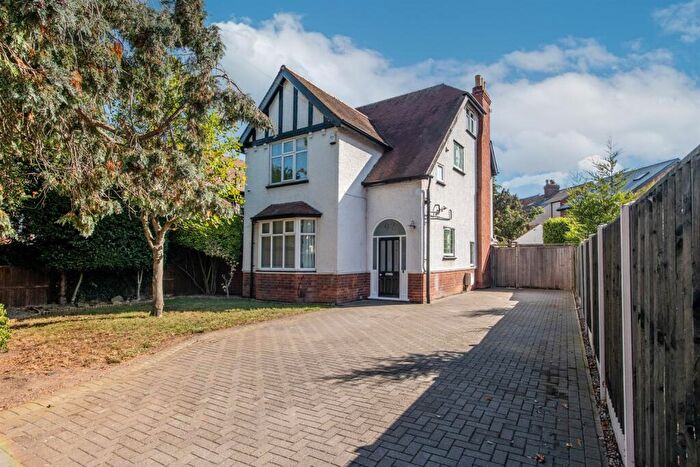 5 Bedroom Detached House To Rent In Loughborough Road, NG2