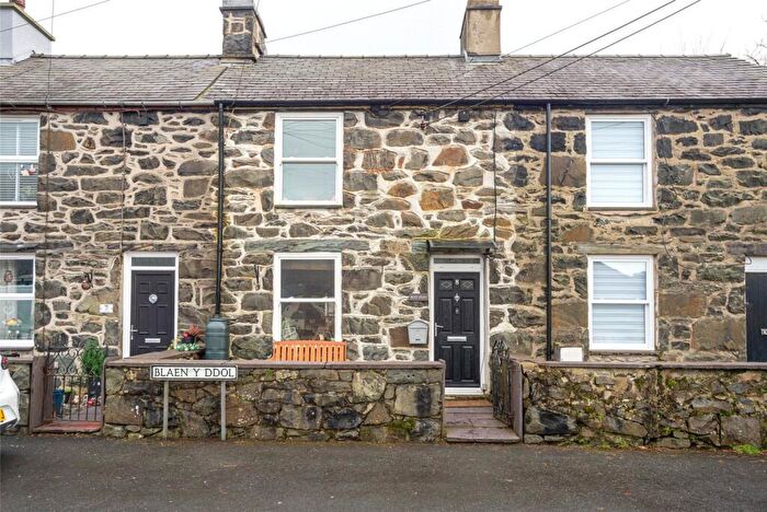 3 Bedroom Terraced House For Sale In Blaen Y Ddol, Llanberis, Caernarfon, Gwynedd, LL55
