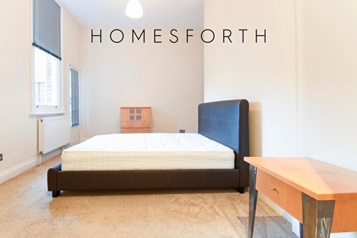 2 Bedroom Flat To Rent In Anson Road, Cricklewood, NW2