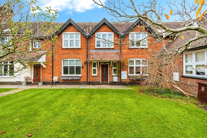 4 Bedroom Cottage For Sale In Bridle Manor, Halton, Aylesbury, HP22