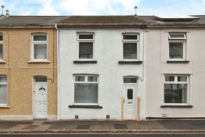 3 Bedroom Terraced House For Sale In Bryntaf, Aberfan, Merthyr Tydfil, CF48