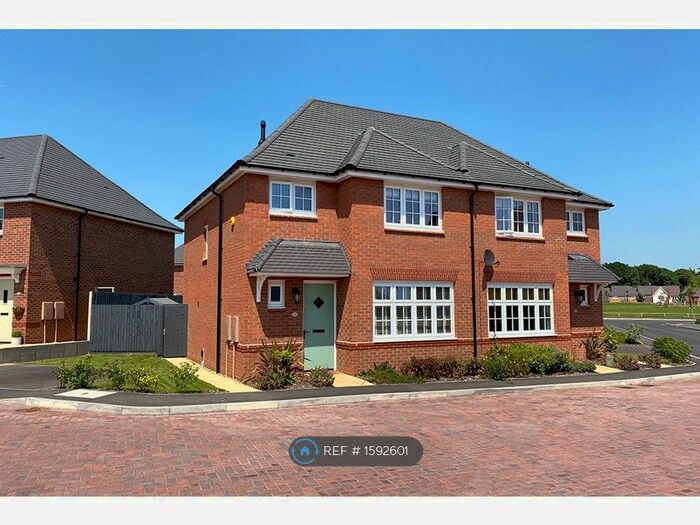 3 Bedroom Semi-Detached House To Rent In Bonnie Close, Derby, DE22