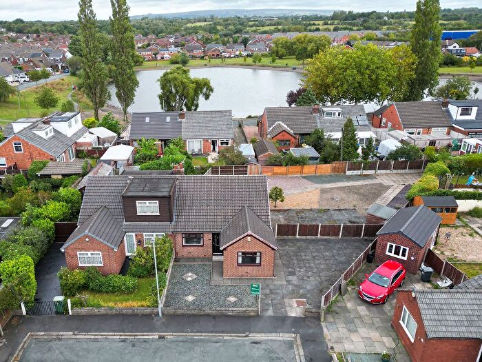 3 Bedroom Bungalow For Sale In Harlech Avenue, Hindley Green, WN2