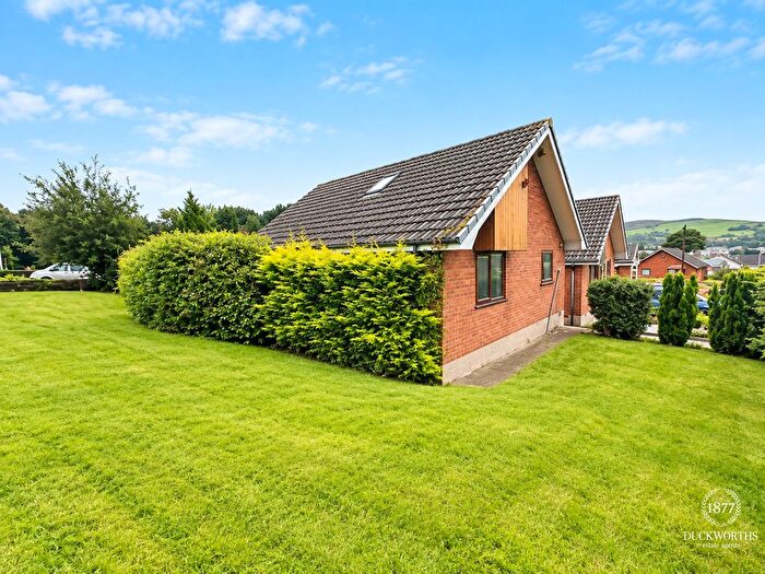 2 Bedroom Detached Bungalow For Sale In Vicarage Drive, Darwen, BB3