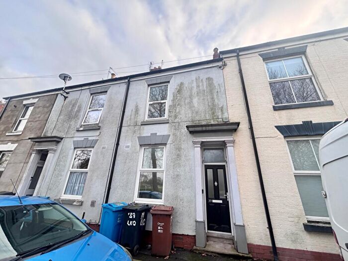 2 Bedroom Terraced House To Rent In Leonard Street, Hull, HU3