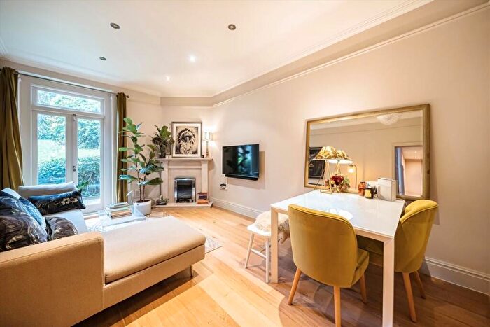 2 Bedroom Flat To Rent In Alexandra Mansions, West End Lane, NW6