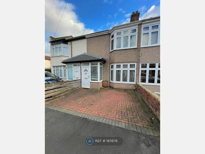 2 Bedroom Terraced House To Rent In Manser Road, Rainham, RM13