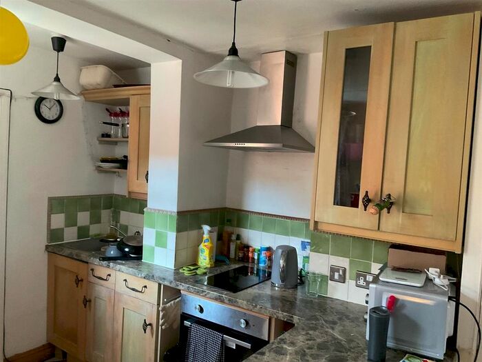 2 Bedroom Property To Rent In Arden Court, Dover Street, Canterbury, CT1