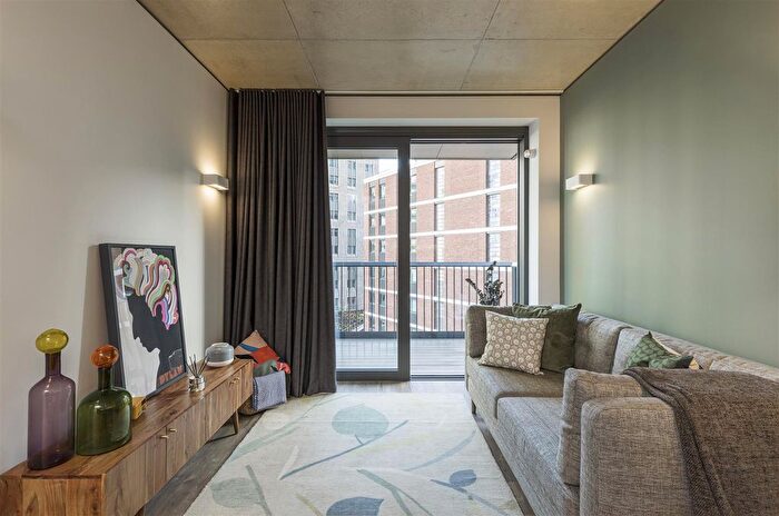 Studio To Rent In Repton Gardens, Wembley Park, HA9