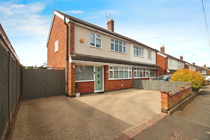 3 Bedroom Semi-Detached House For Sale In Lord Crewe Close, Newbold Verdon, Leicester, Leicestershire, LE9