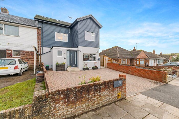 5 Bedroom Semi-Detached House For Sale In Kipling Avenue, Brighton, BN2
