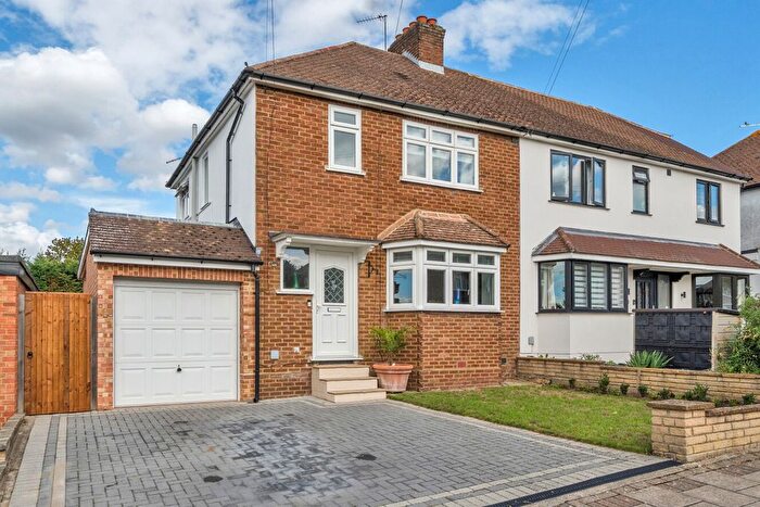 3 Bedroom Semi Detached House For Sale In Kechill Gardens, Hayes, Kent, BR2